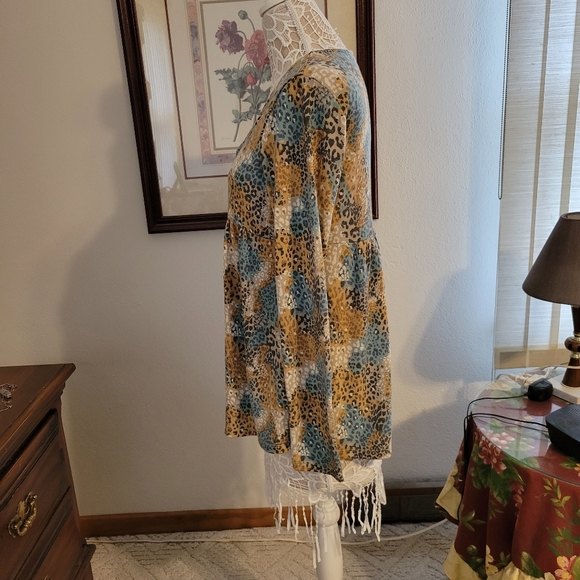 Ces Femme animal print v-neck baby doll sweater - Picture 3 of 6